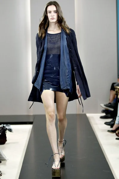 Look 13